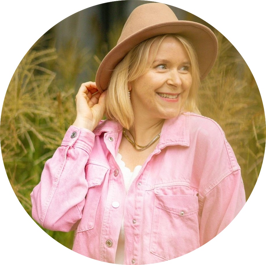profil - Cécile-Claire Thekla Perret Kopie